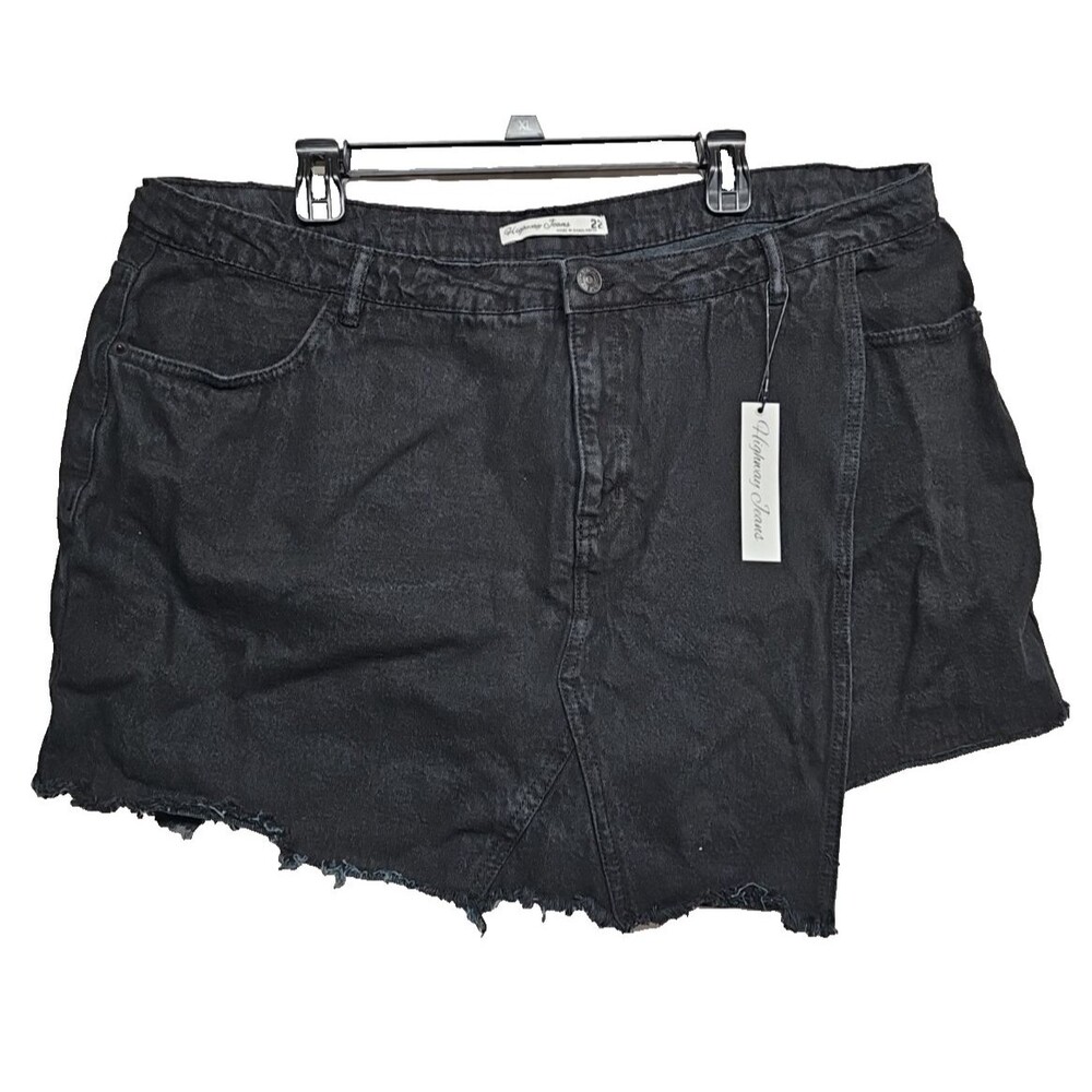 Highway Jeans Women's Plus Size Black Denim Skirt Shorts - Size 22 NWT